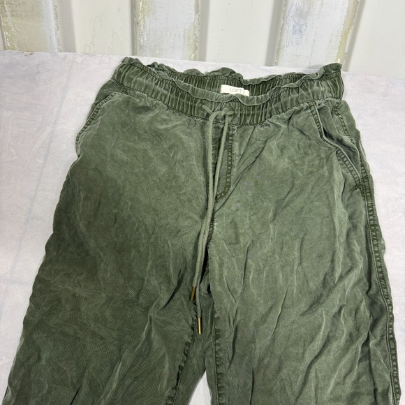 Loft Womens Cropped Jogger Pants Olive Green Drawstring Waist Pockets Size MP - Picture 3 of 16